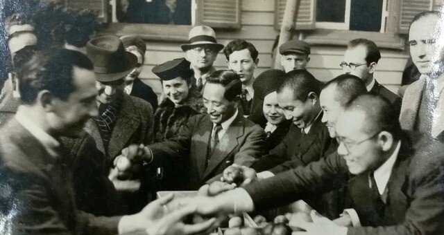 神戸・ユダヤ人難民　1940-1941 「修正」される戦時下日本の猶太人対策 Amazon.co.jp: 神戸・ユダヤ人難民1940-1941: 「修正」される