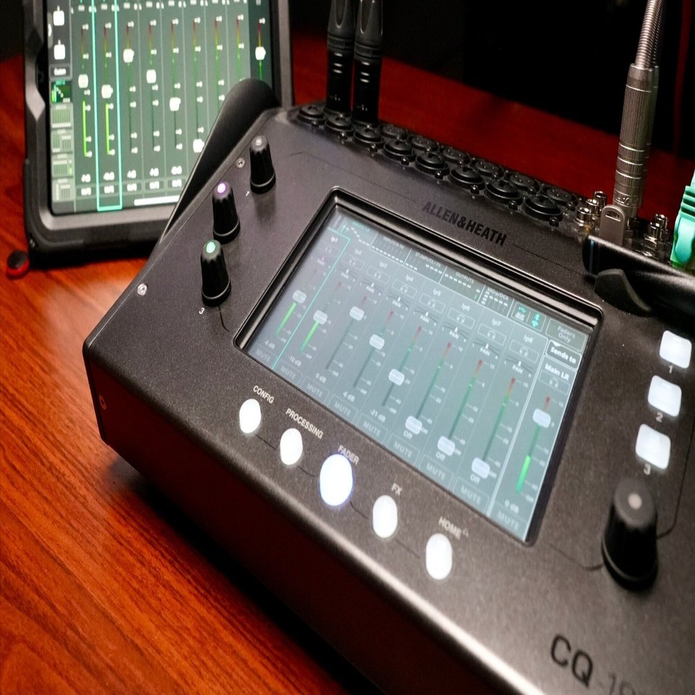 CQ-18T • Allen & Heath