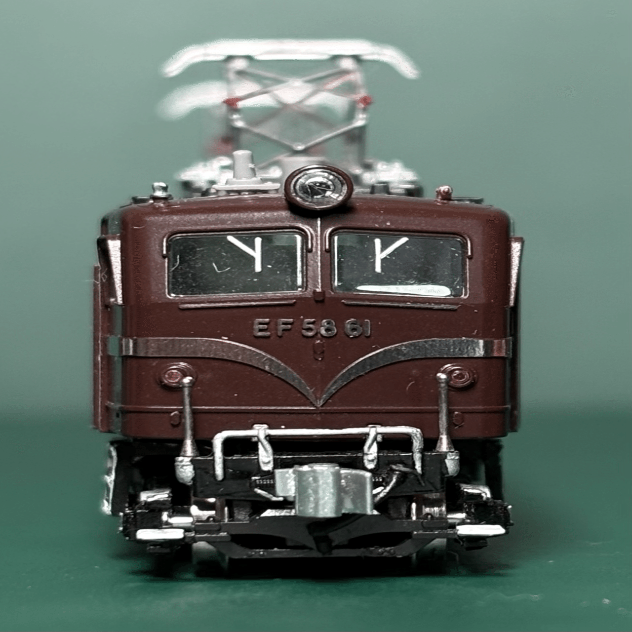 模型雑記#08 現代に生きるゴハチ 〜 田端運転所 EF58｜やま