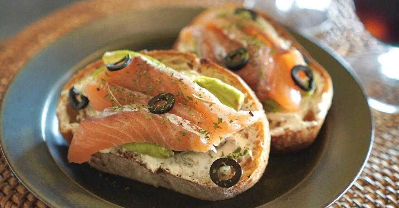 Smoked Salmon-Style Open-Faced Sandwiches Made with Domestic