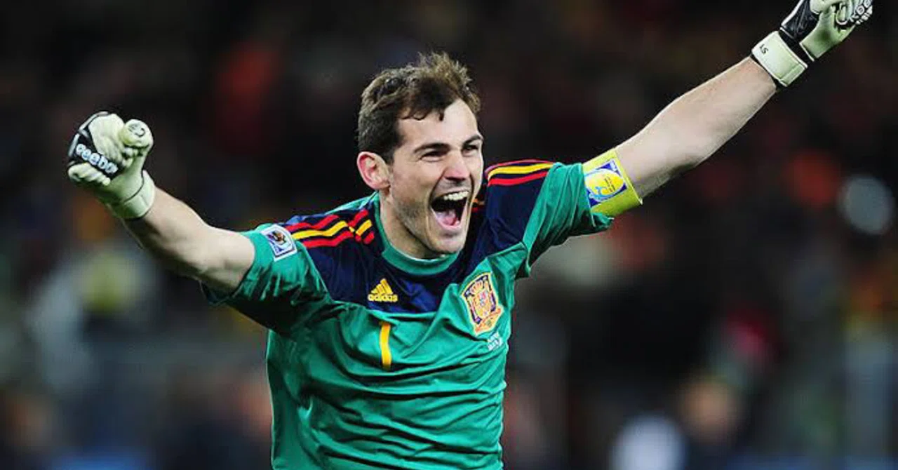 adidas スペイン代表 イケル・カシージャス（CASILLAS）ユニフォーム