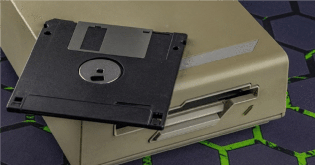 今なお1.8兆円市場「フロッピーディスク」、産業界から「消えそうで