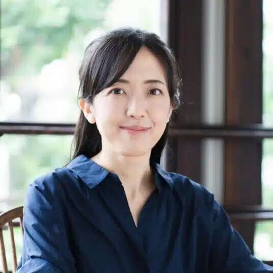 秋山 真理子