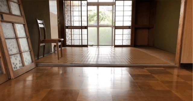 遺品整理のリアル体験記：空き家5年から始まった片付けの道のり｜あか