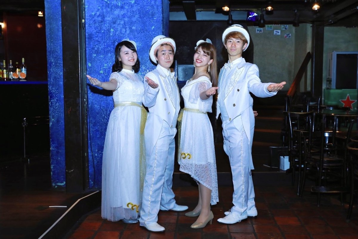 男女４声グループの「ケミカルテット」