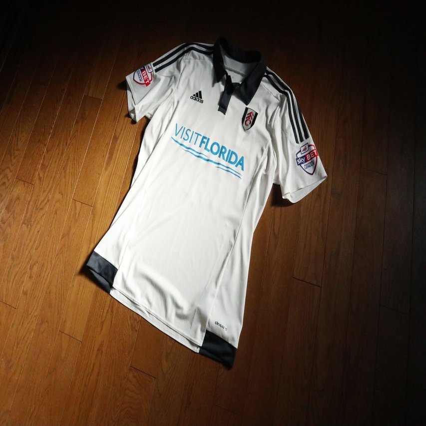 フラムFCショップ訪問。マダムの勧めるままに。｜ともさん