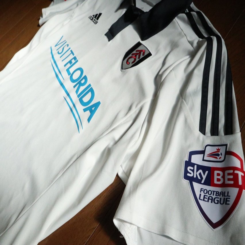 フラムFCショップ訪問。マダムの勧めるままに。｜ともさん