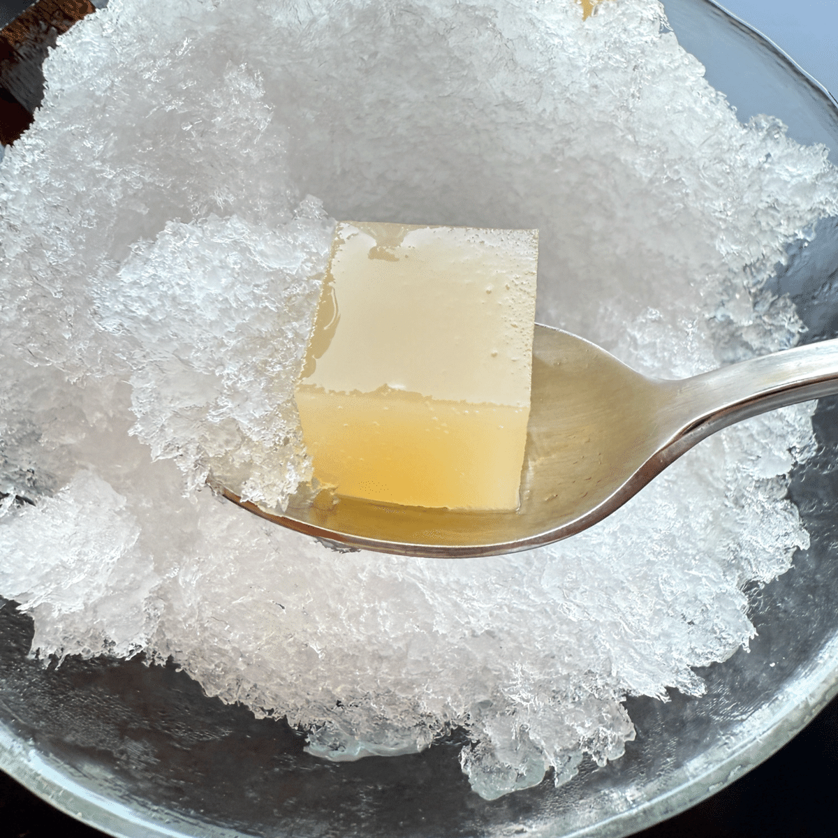 満寿泉 貴醸酒氷:虎屋菓寮 赤坂｜和菓子歳時記