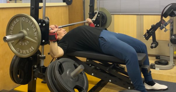 ベンチプレス】ベンチ台が違うとパフォーマンスも変わる。（慣れ