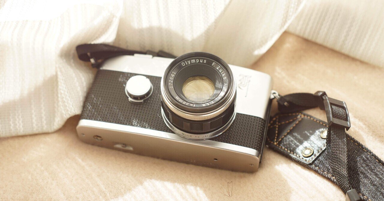 Olympus PEN フィルムカメラ 30mmレンズ オリンパス応援企画】オールドデジタルPEN E-P2, ハーフサイズ