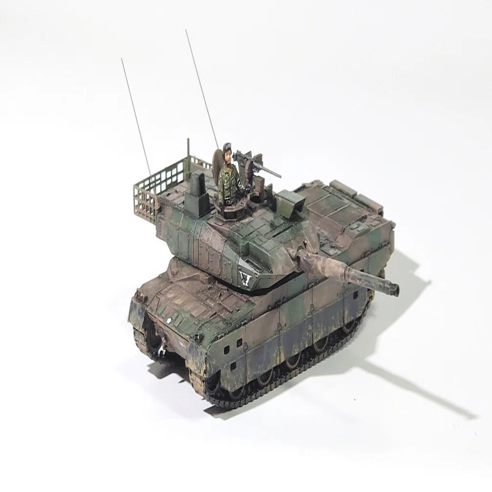 ウォルターソンズジャパン 1/72 10式戦車製作記｜はるさー