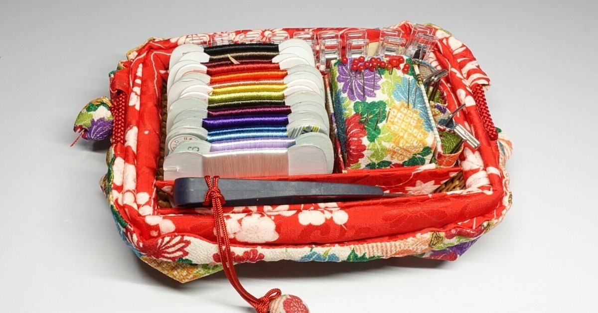てったさま専用☆【1/5迄】時代物 蓋付き編み籠 内布付 新品 蓋付きアタバッグ ツートンカラー 黒 - からん