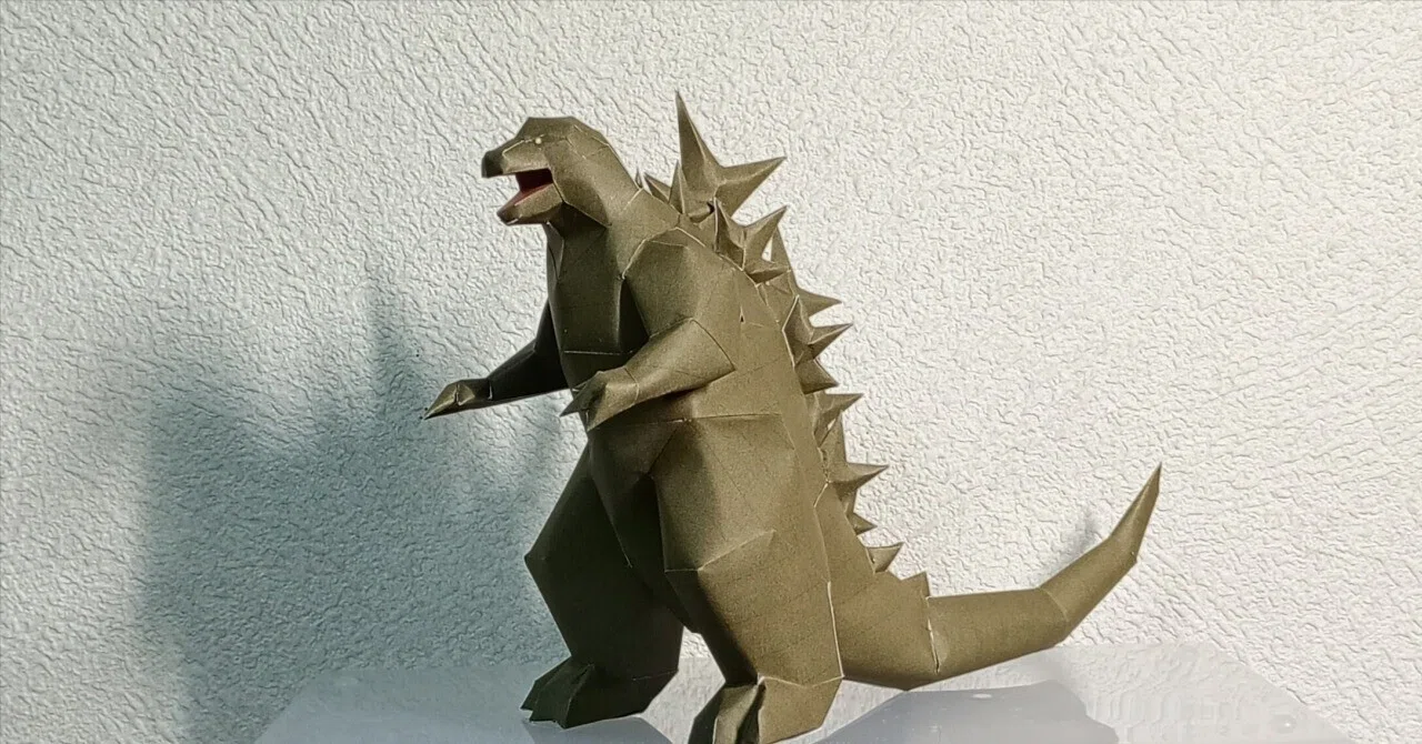 ゴジラ ペーパークラフト付録のペーパークラフト本 厚紙素材な本 ゴジラ ペーパークラフトの通販 by マホーン's shop｜ラクマ