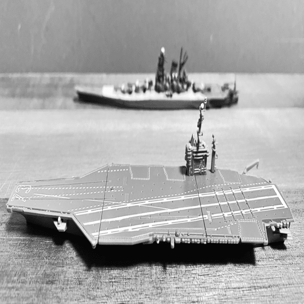 模型による大きさの比較 その4 持っていました。CVN-73｜Tegeed Odoo