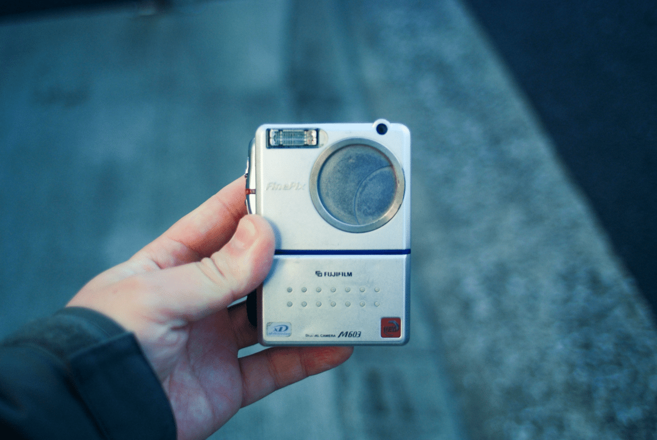 知らんやつほど高騰中。FinePix M603、なぜ君は10万円もするのか|けいふ 知らんやつほど高騰中。FinePix M603、なぜ君は10万円もするのか|けいふ