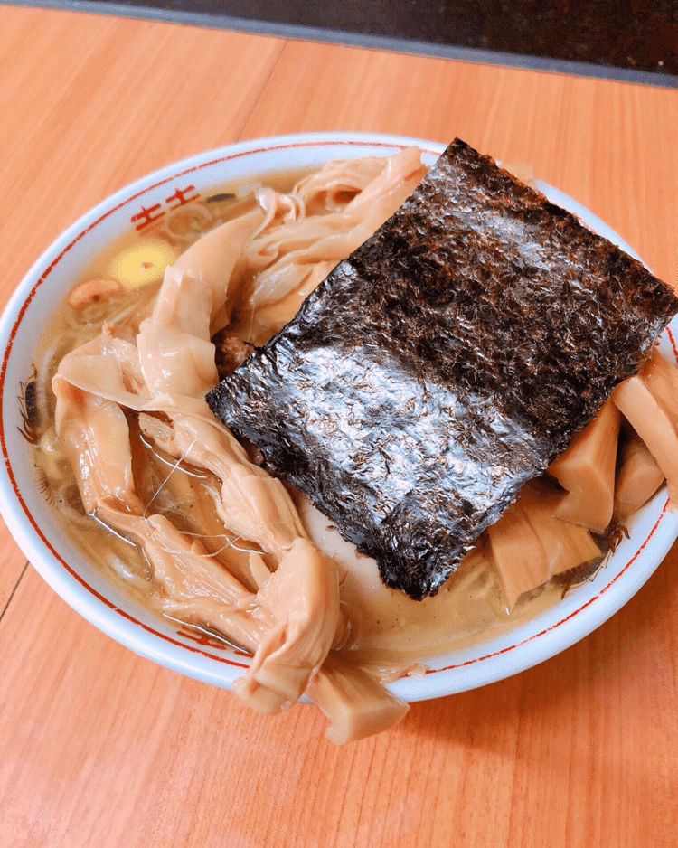 メンマラーメン。。 #ラーメン #らーめん #中華そば #塩 #塩ラーメン #トッピング #増し #メンマ #太切 #穂先