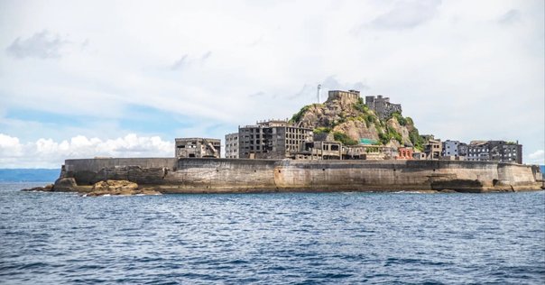 海に眠るダイヤモンド」がもっとおもしろくなる軍艦島関連本