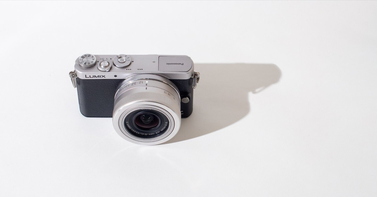 LUMIX DMC-GM1 新品同様 赤城耕一の「アカギカメラ」 第25回：カメラを常時携行するため