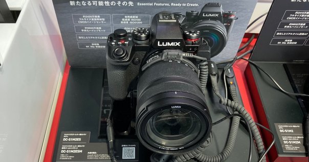 Nikon1 2012年製 Amazon | Nikon ミラーレス一眼カメラ Nikon 1 (ニコンワン) V1