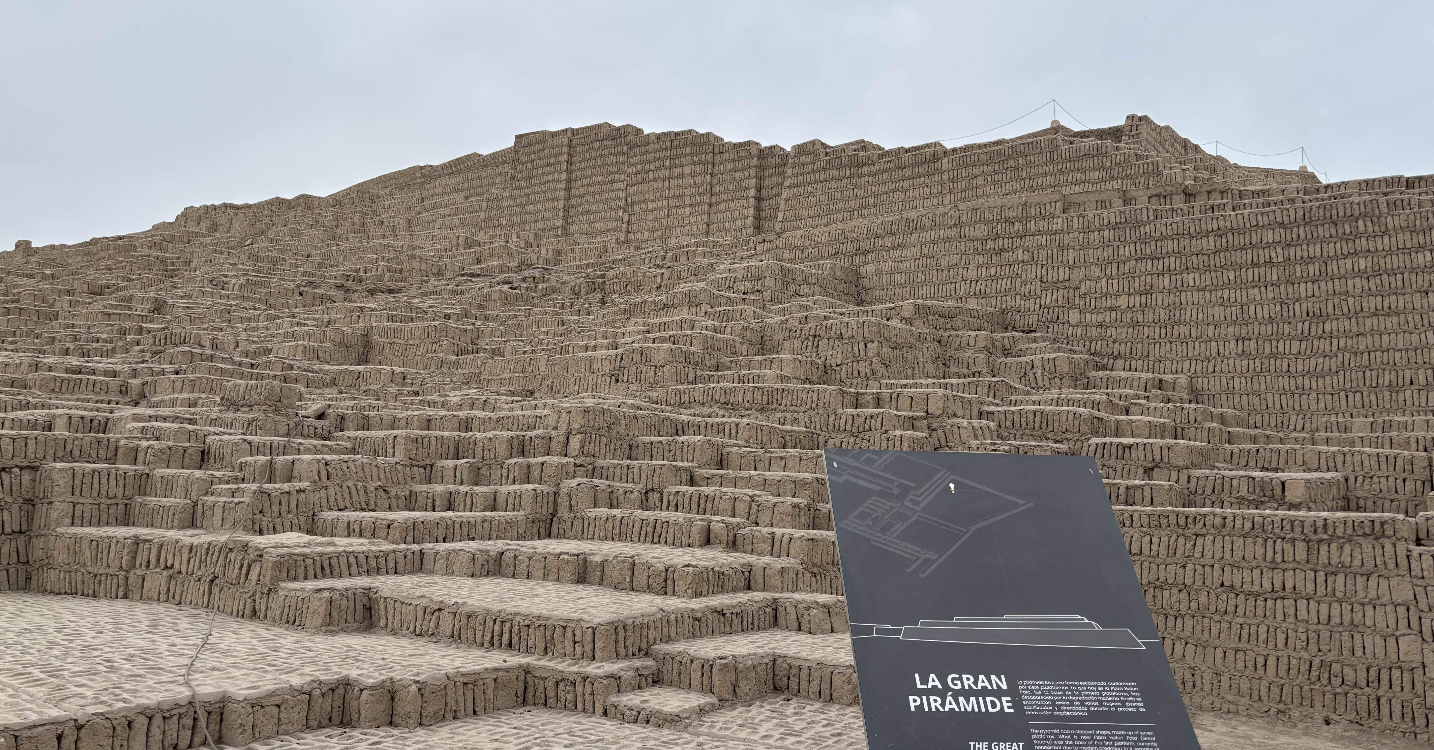 観光編 | ペルー🇵🇪② | リマ】 ピラミッドへ行ってきました （14日目