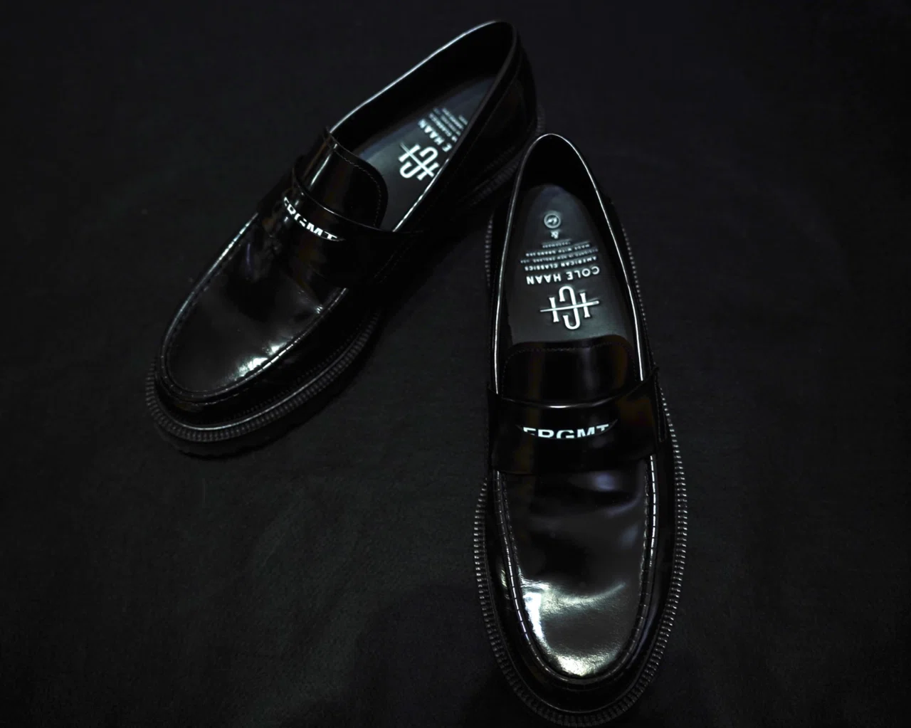FRAGMENT × COLE HAAN パテントレザー ペニーローファー 27 FRAGMENT × COLE HAAN パテントレザー ペニーローファー 27 【公式通販】