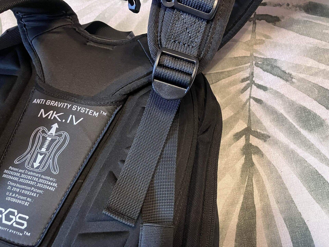 AGS　ANTI　GRAVITY　SYSTEM　MK.IV　リュック　黒　無重力 AGS ANTI GRAVITY SYSTEM MK.IV リュック 黒 無重力 - メルカリ