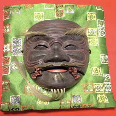 能面の話6---黒式尉（こくしきじょう）｜アンヌ