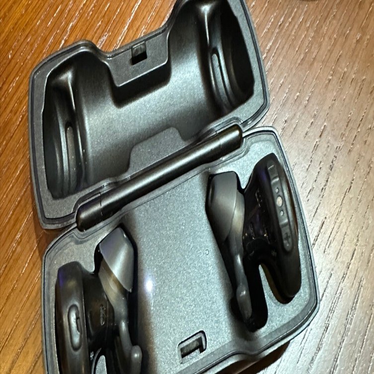 BOSE SoundSport Free wireless headphones ワイヤレスイヤホン 左右