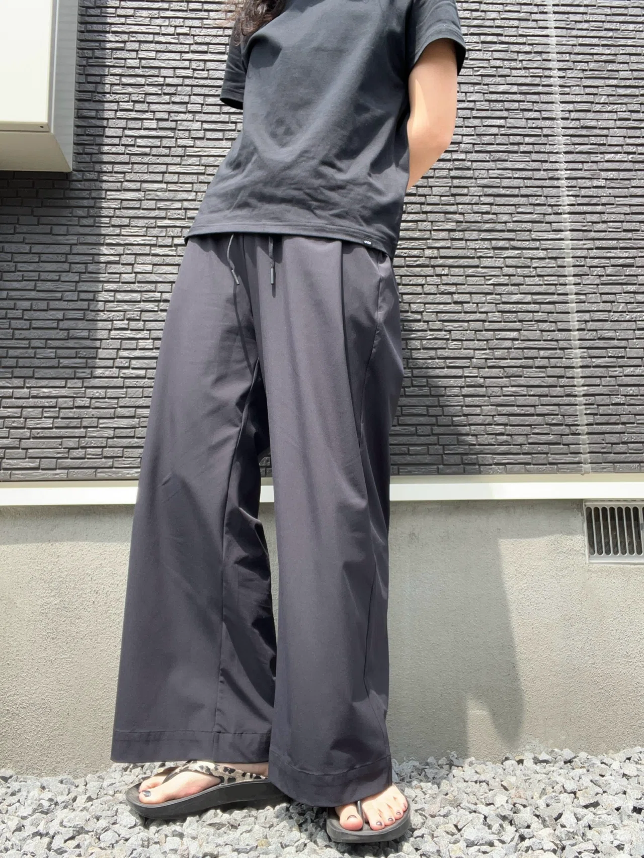 andarのAirst ワイドパンツをレビュー！骨格を選ばず似合う、夏の