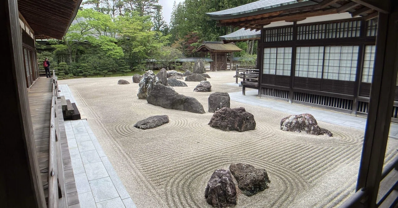 高野山で重森三玲を見たい旅：4 金剛峯寺蟠龍庭｜ハト子