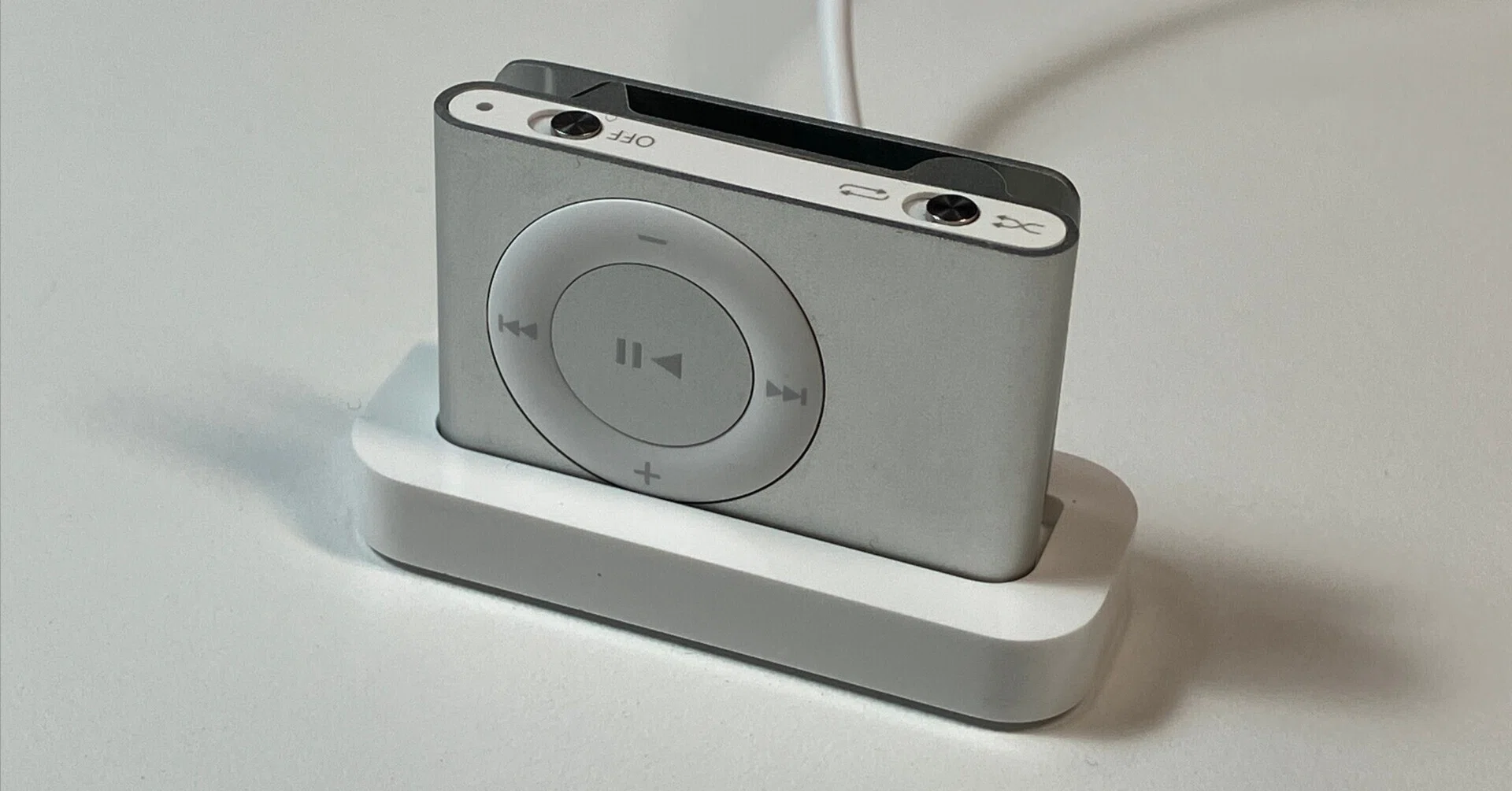 A1019 iPod Apple 10GB 第2世代 公式通販 Touch Wheel ipod 第2世代