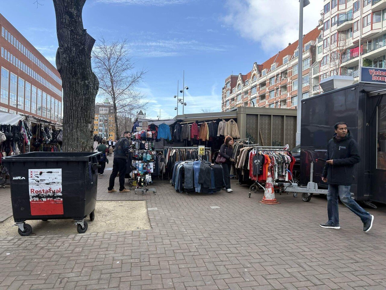 観光】オランダ猫グッズ専門店へ行ってきました！&有名な蚤の市