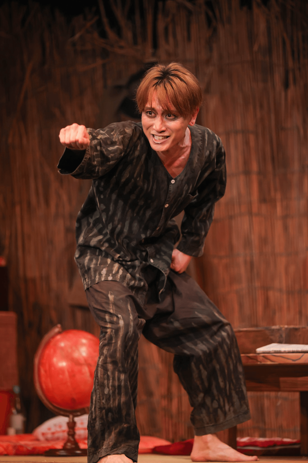 安田章大主演舞台『愛の乞食/アリババ』新宿梁山泊グッズ クリアポーチ SUPER EIGHT・安田章大主演『アリババ』『愛の乞食』キー