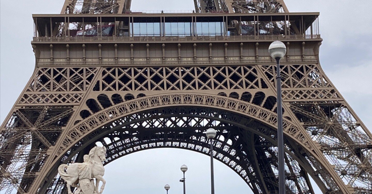 パリ5泊1日目①】エレガントで繊細なエッフェル塔に感動した｜runachan