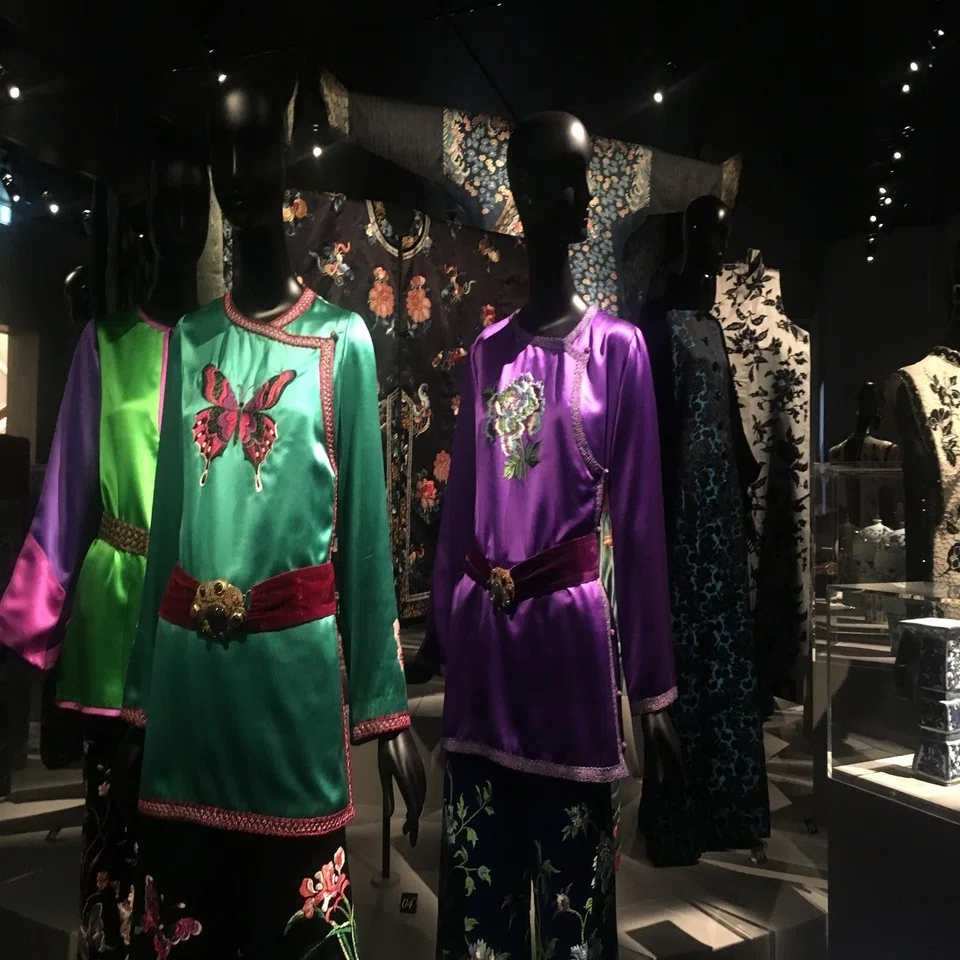 イヴ・サンローラン美術館（Musée Yves Saint Laurent Paris）: パリの