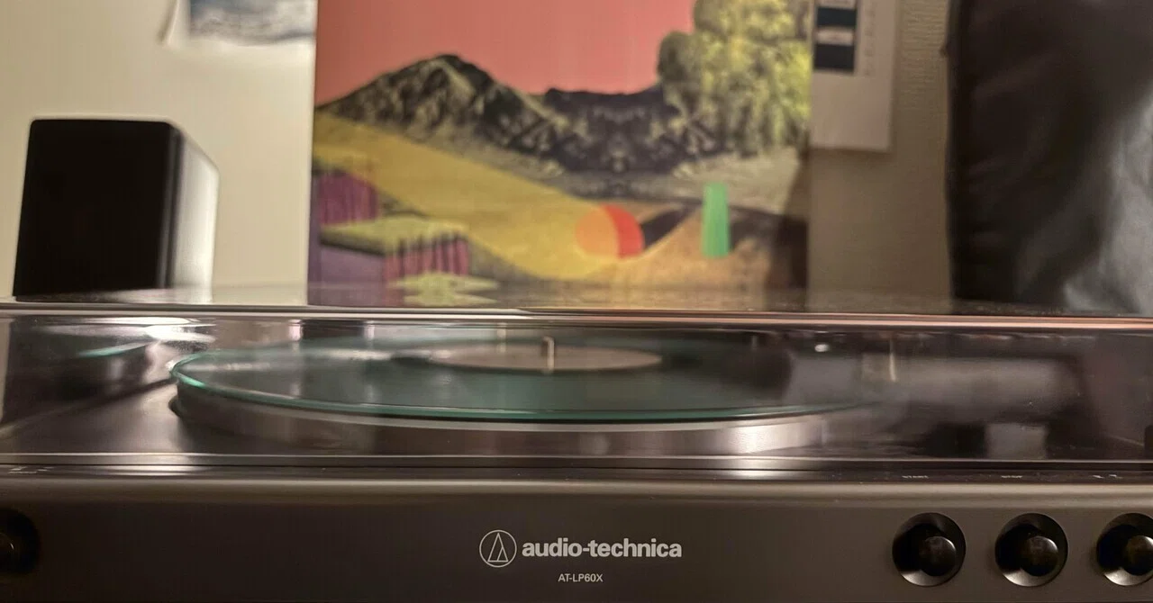 レコードプレイヤーAT-LP60XとスピーカーAT-SP95を繋いでも音が出