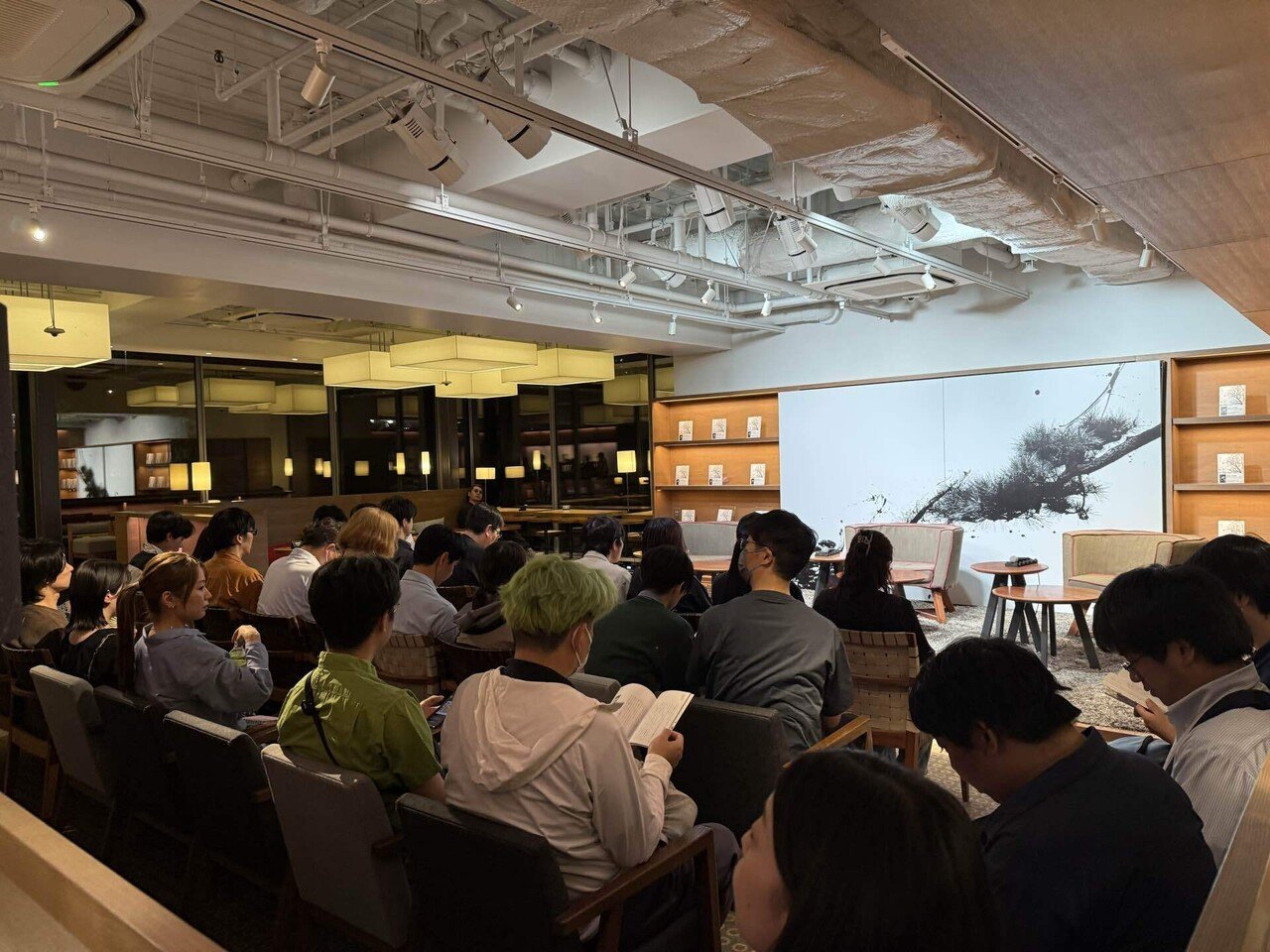 山田尚子さん×牛尾憲輔さんのトークイベントに行った｜ぺるの