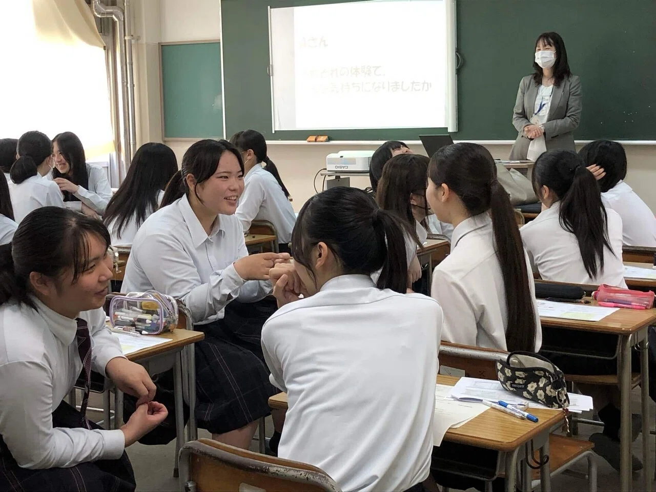 基礎看護」の授業風景vol.9【いわき湯本】｜福島県立いわき湯本高等学校