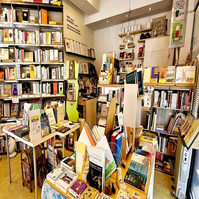 16》 韓国の独立系書店 「쩜오책방（Booksdot5）」訪問記 【坡州