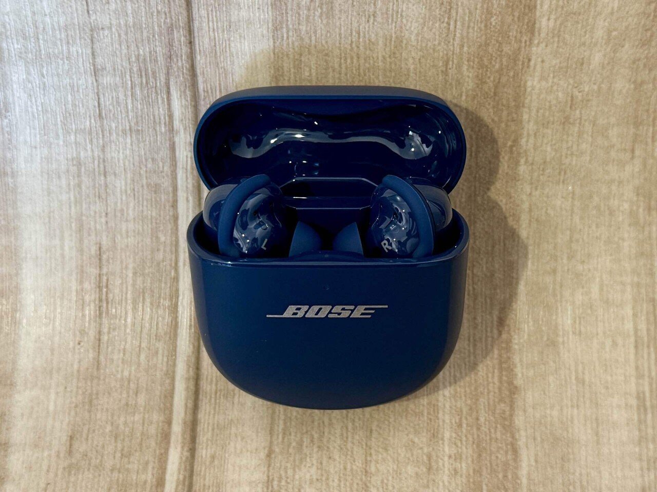 BOSE QuietComfort Ultra Earbuds｜あおむん🌕。