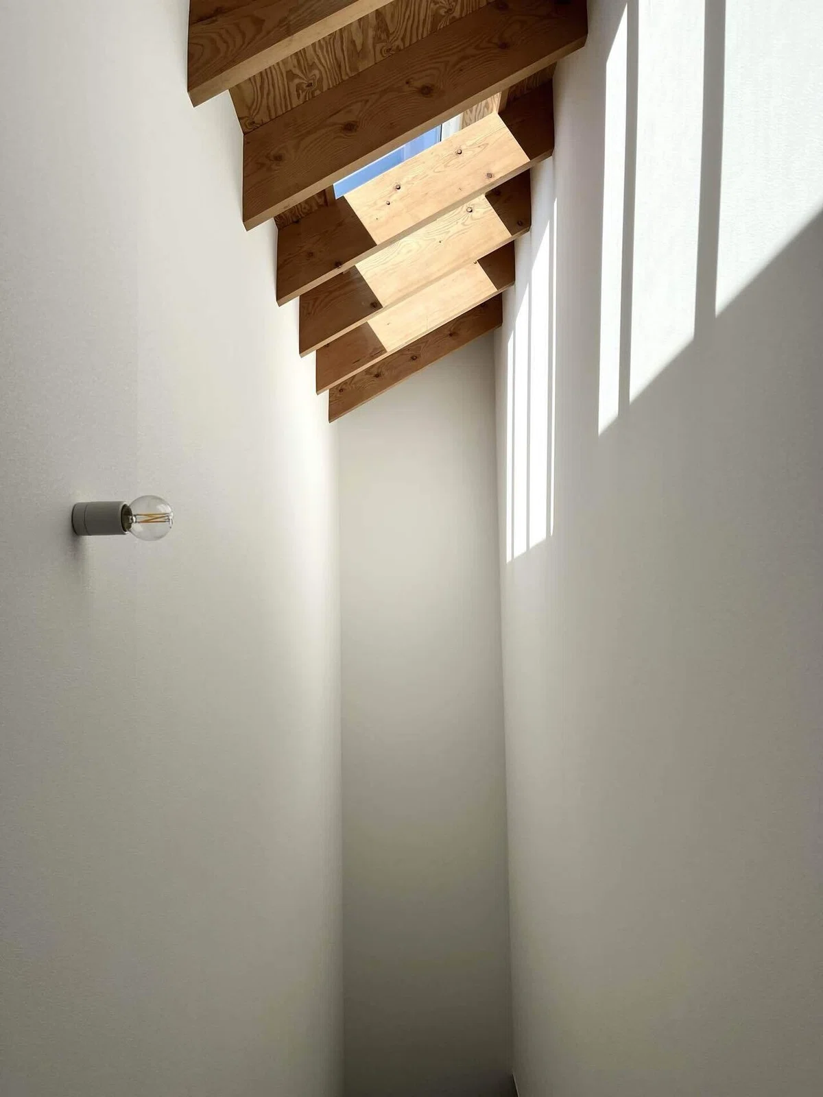 「できた!」の顔が、いちばん誇らしい。|kolmio_design