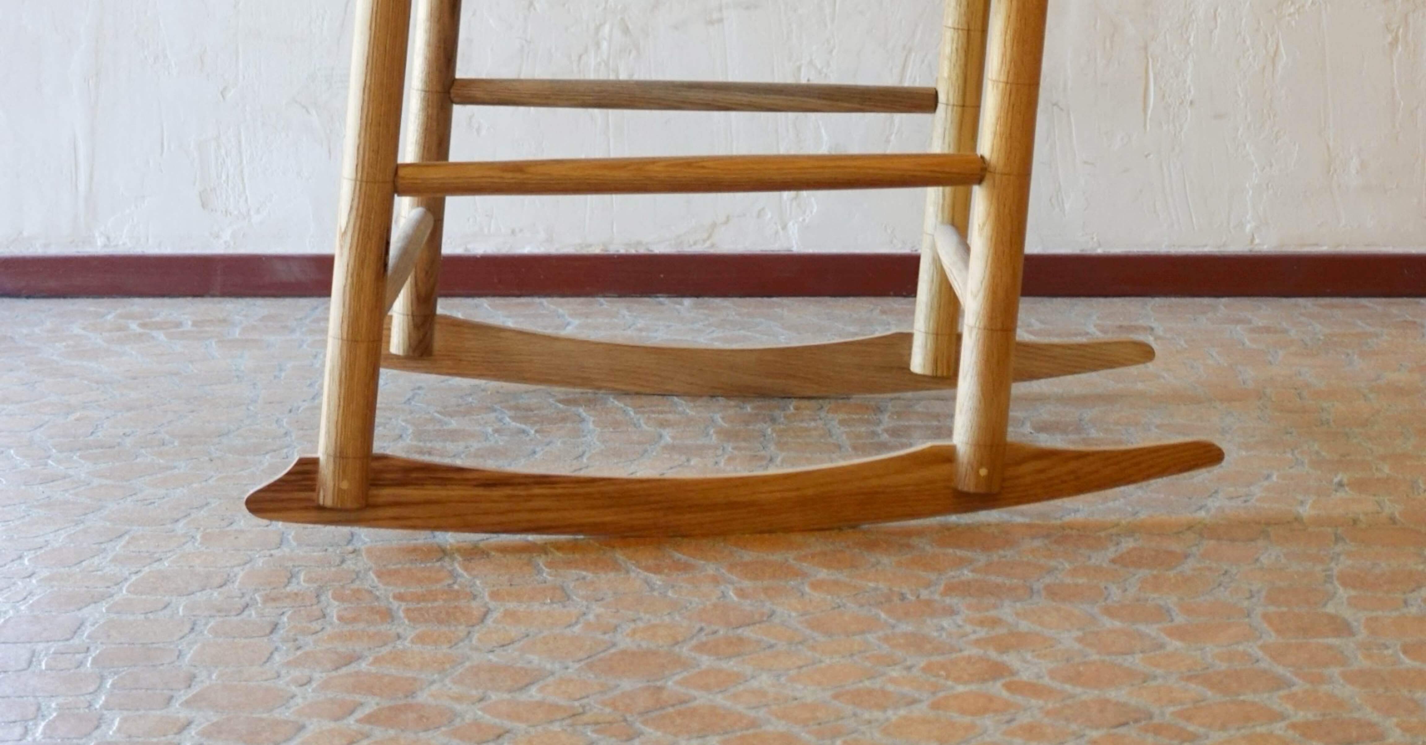 シェーカーチェアの特徴 : ロッカー｜Brick by Brick白木克洋