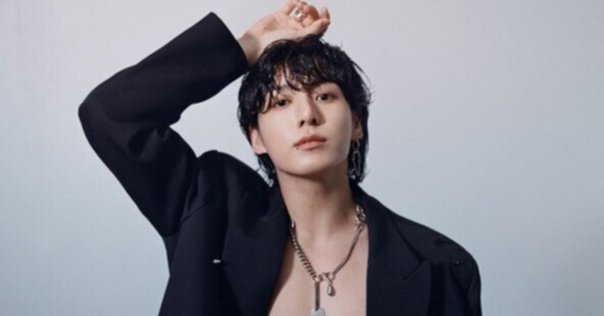 「Harper's BAZAAR KOREA」2025年2月号 バンチャン 楽天市場】(和訳付)3種選択 - BAZAAR KOREA 2025年2月号/ 表紙