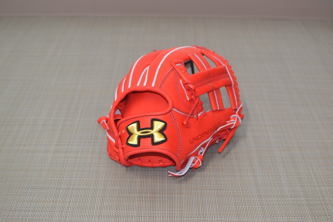 アンダーアーマーのグローブはなぜ美しいのか。｜アンダーアーマーの