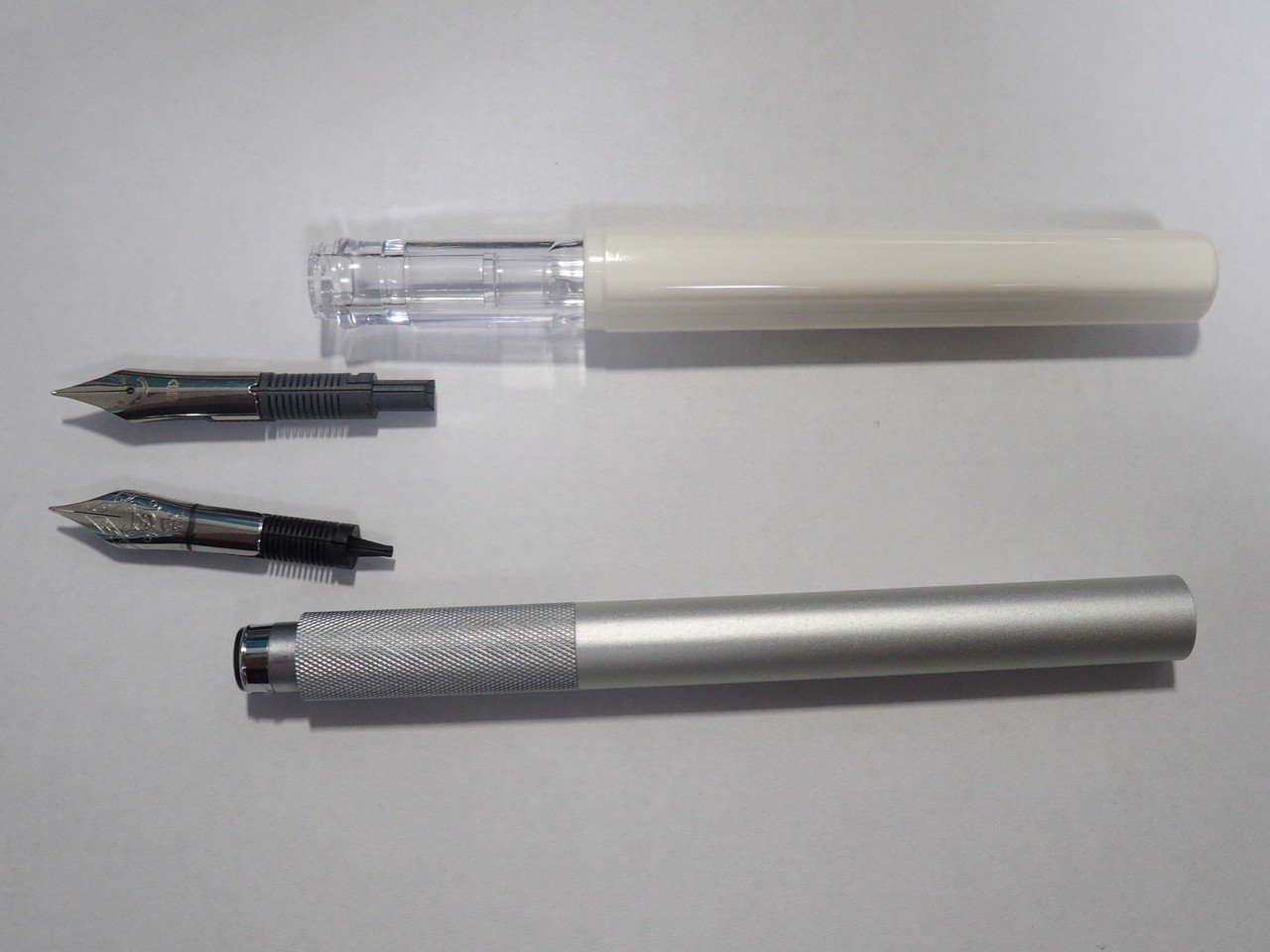 無印丸軸万年筆のペン先交換やったよって話 アオスズメ Note 無印丸軸万年筆のペン先交換やったよって話 アオスズメ Note