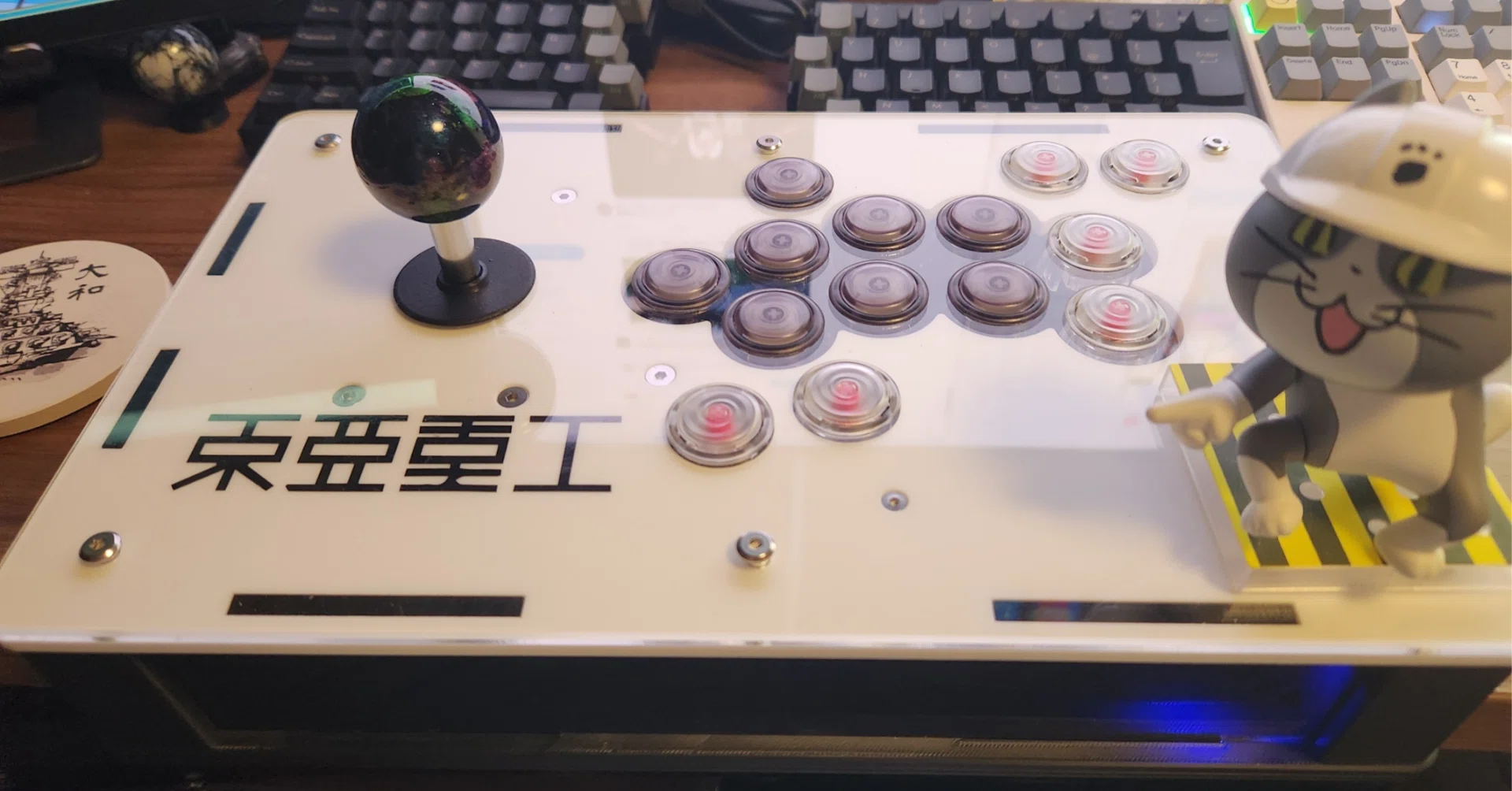 自宅用アケコンを組む：くろまき工房 中型24mmボタン タイプ3 / PUNK