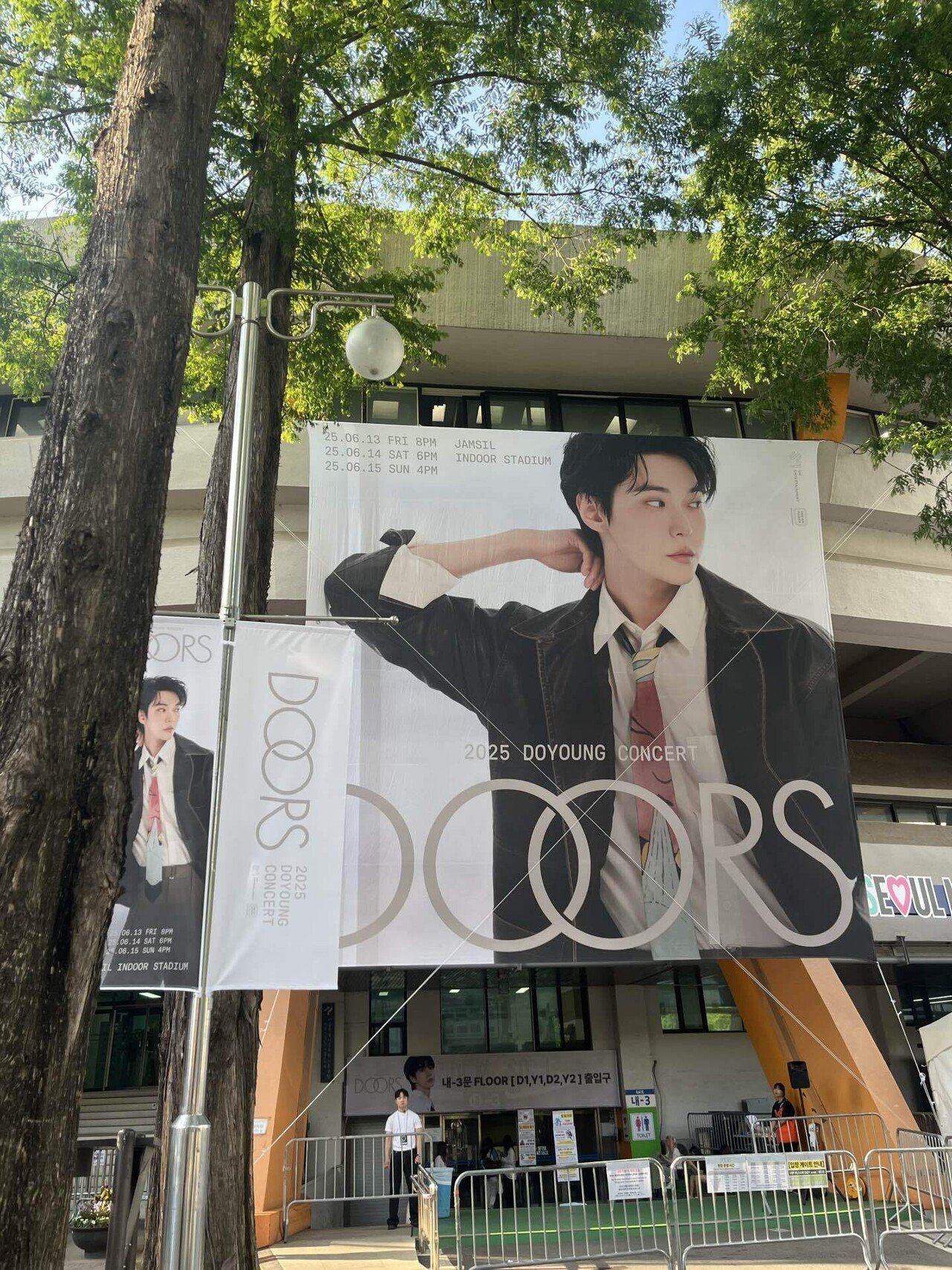 NCTドヨンに会いに、本国のコンサートDoorsに初めて参戦した女の