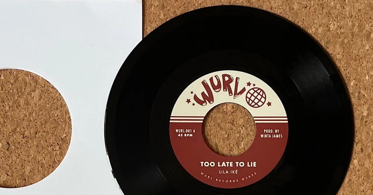 洋楽 Lila Ike - TOO LATE TO LIE 7inch 海外から届いたリラ・アイケの新作7インチ｜五辺宏明