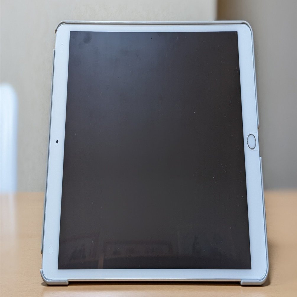 iPadのバッテリーが死んだ日。そこから始まる、いつもの「買い替え会議