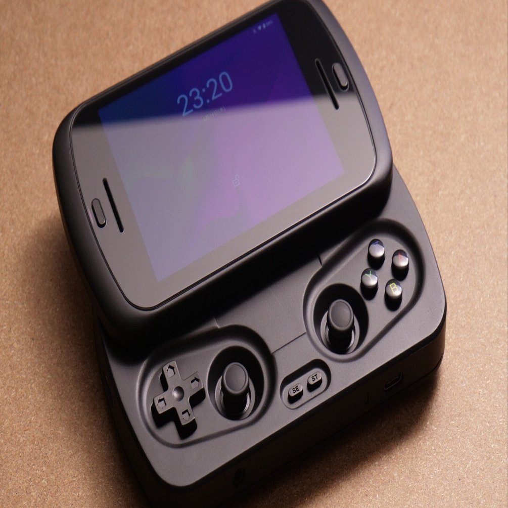 Anbernic RG Slide ブラック　新品未開封 Anbernic RG Slide ブラック 新品未開封 専用のバッグ付き